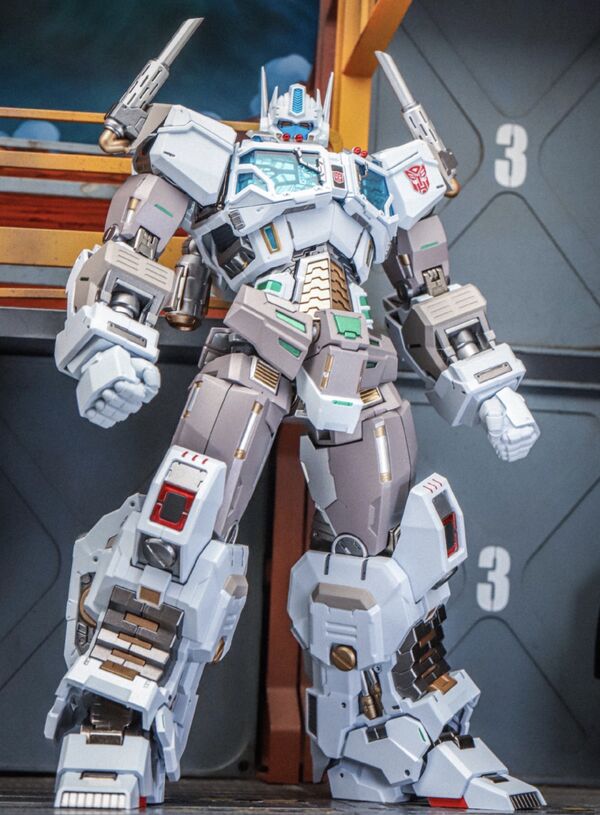 Transformers - Ultra Magnus - Kuro Kara Kuri (Flame Toys)