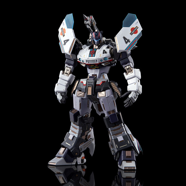 Transformers - Meister - Kuro Kara Kuri (Flame Toys)