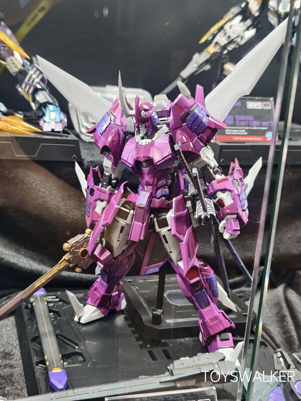 Transformers - Cyclonus - Kuro Kara Kuri (Flame Toys)