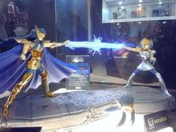 Saint Seiya - Aquarius Camus - Cygnus Hyoga - 1/8 - Diorama (IRON Studios, PiziiToys, Toei Animation)