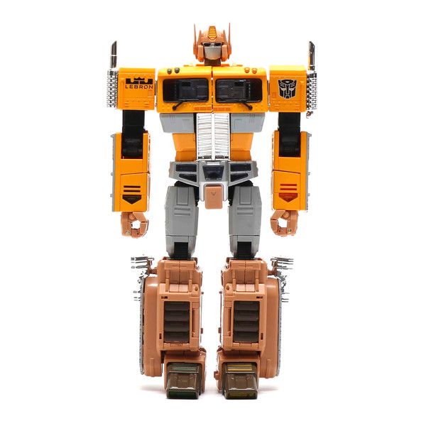 Transformers - Convoy - The Transformers: Masterpiece  (MP-10ASL) - Atmos Safari Lebron James ver. (Takara Tomy)