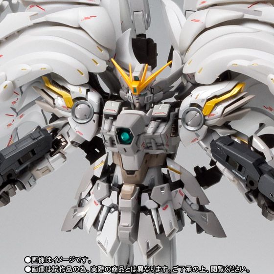 Gundam Metal Build Wing Gundam Snow White Prelude
