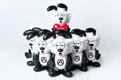 VERDY Girls Dont Cry x VERDY Figure 2020