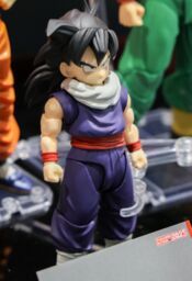 Dragon Ball Z - Son Gohan - S.H.Figuarts