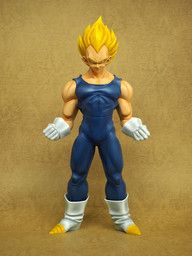 Dragon Ball Z - Vegeta SSJ - Gigantic Series - 1/4 (X-Plus)