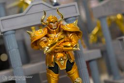 Saint Seiya - Taurus Aldebaran - D.D. Panoramation