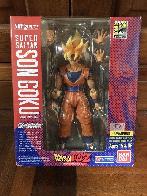 Dragon Ball Z - Son Goku SSJ - S.H.Figuarts - SDCC 2011 Special Color Edition