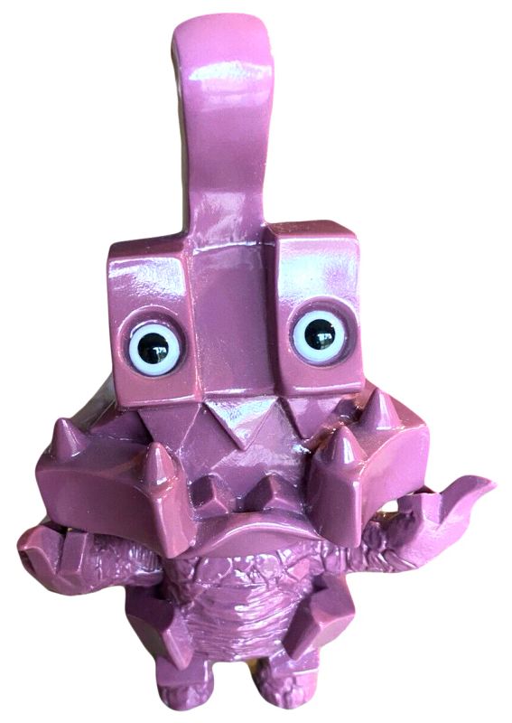 Touma Insult Monster Fu-King The Finger Sofubi Purple