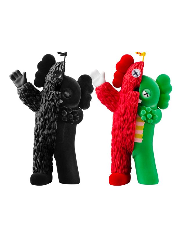 KAWS Kachamukku Green Red and Black Set 2022