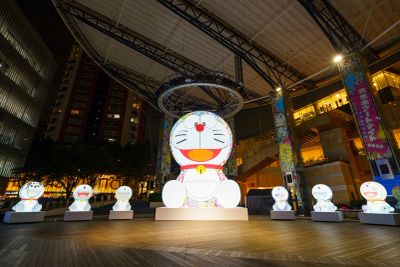 Takashi Murakami Doraemon x Murakami Statue 2018