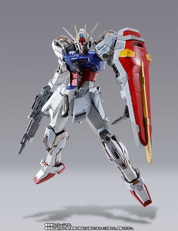 Gundam Metal Build GAT-X105 Strike Gundam (10th Anniversary Ver.)