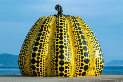 Yayoi Kusama Pumpkin Black Dotted Bronze Mini