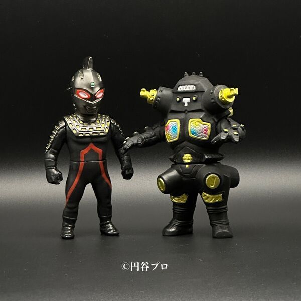 Ultraman Ginga - King Joe Black - Sofubi Figure (Max Toy)