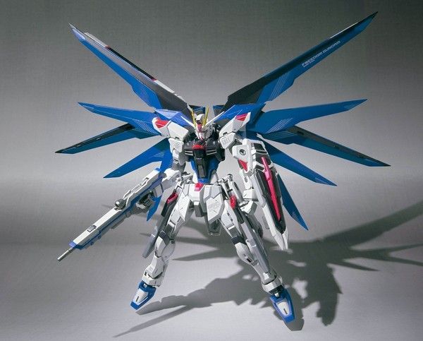 Kidou Senshi Gundam SEED - ZGMF-X10A Freedom Gundam - Metal Build - 1/100