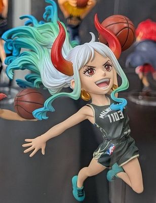 Milwaukee Bucks - NBA - One Piece - Yamato - One Piece × NBA - World Collectable Figure - World Collectable Figure One Piece x NBA