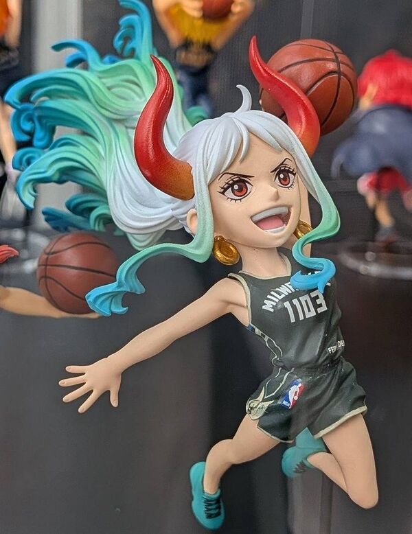 Milwaukee Bucks - NBA - One Piece - Yamato - One Piece × NBA - World Collectable Figure - World Collectable Figure One Piece x NBA